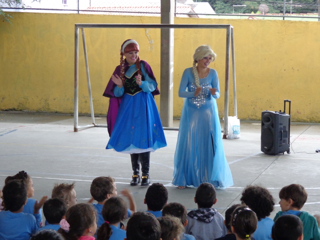 Apresentação musical "Frozen"