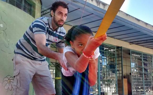 Slackline é diversão para aulas de Educação Física