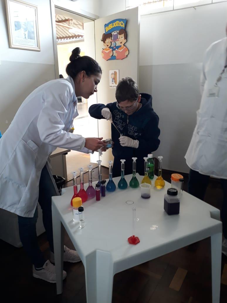 Visita Cientistas na Escola