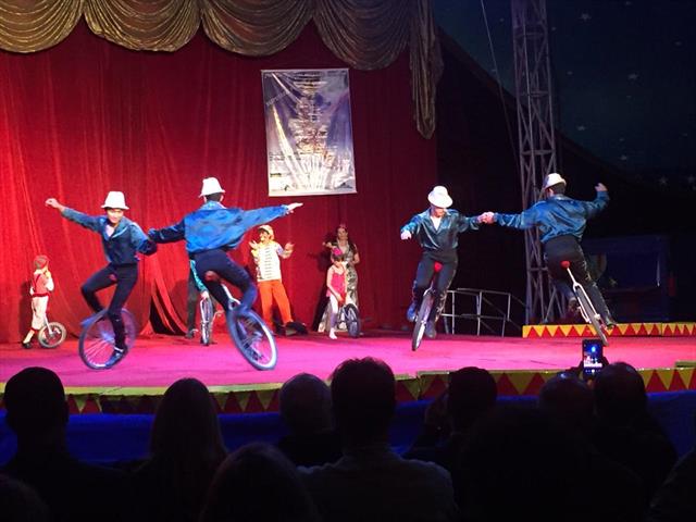 Circo Itinerante no Parque Barigui. Lançamento do