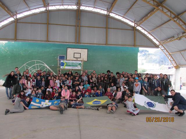 Parceria do Grupo de Escoteiro Ilha de Brownsea, Volvo Ambiental e a Escola Vila São José.