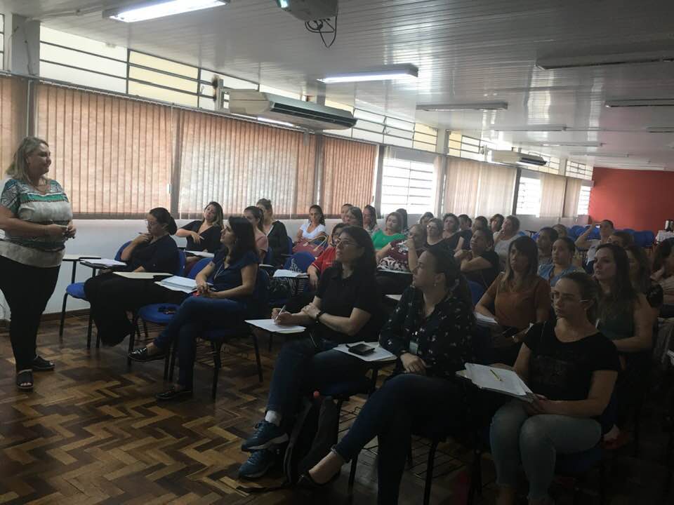 Reunião Mensal com as Equipes Gestoras do NRE Matriz