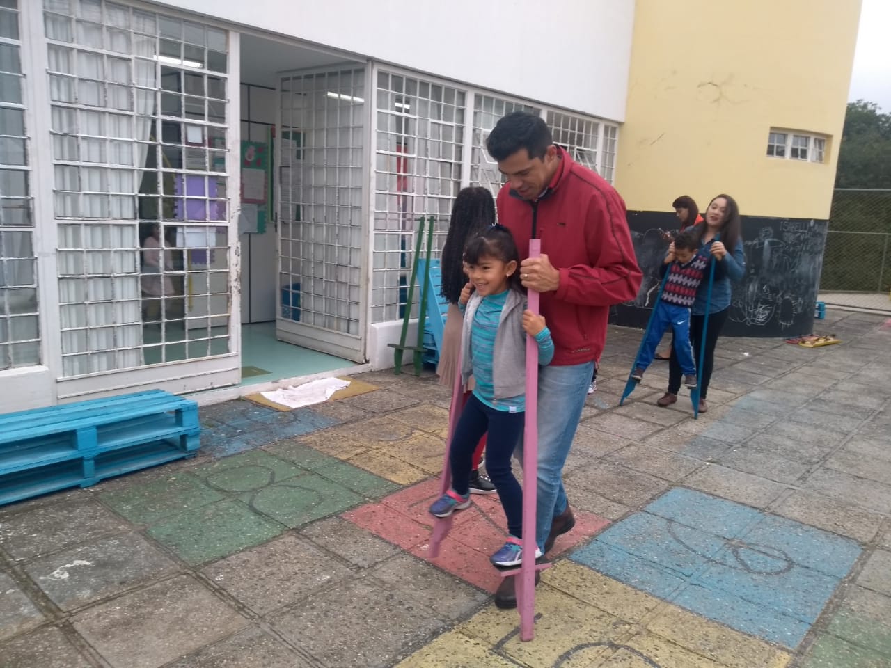 ?SEMANA MUNDIAL DO BRINCAR 2019: O brincar que abraça a diferença?