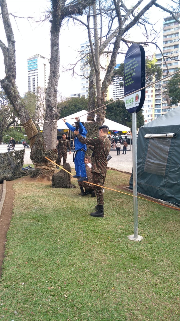 Estudantes das escolas da Matriz Participam da Semana do Soldado