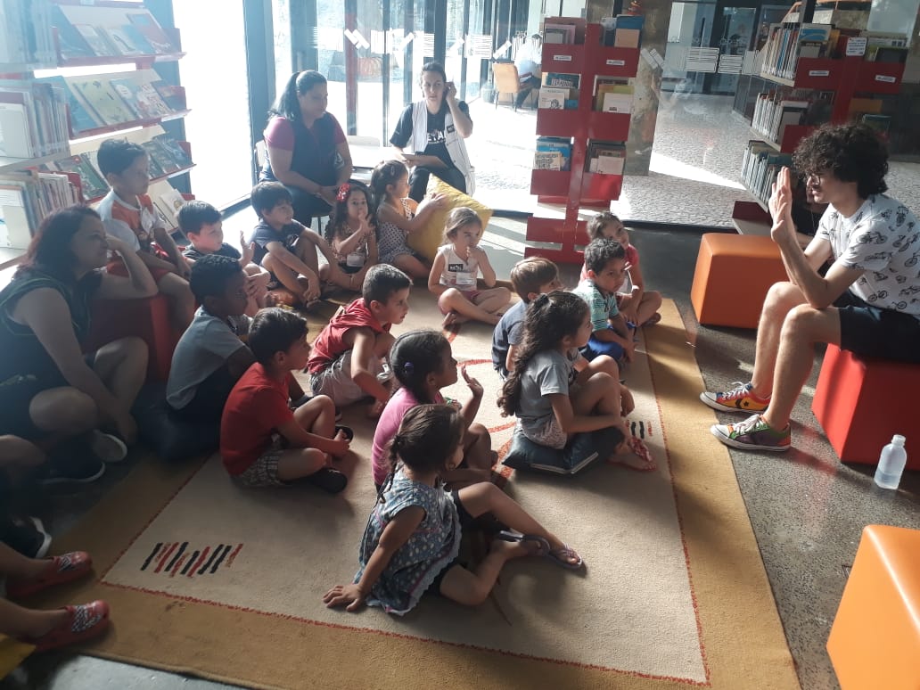 VISITA DA TURMA DO PRÉIIB AO MUSEU DE ARTE MUMA