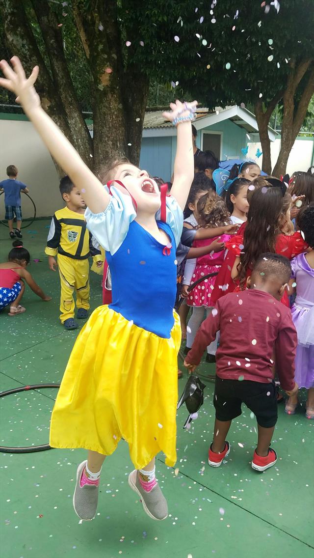 Festa  a fantasia infantil