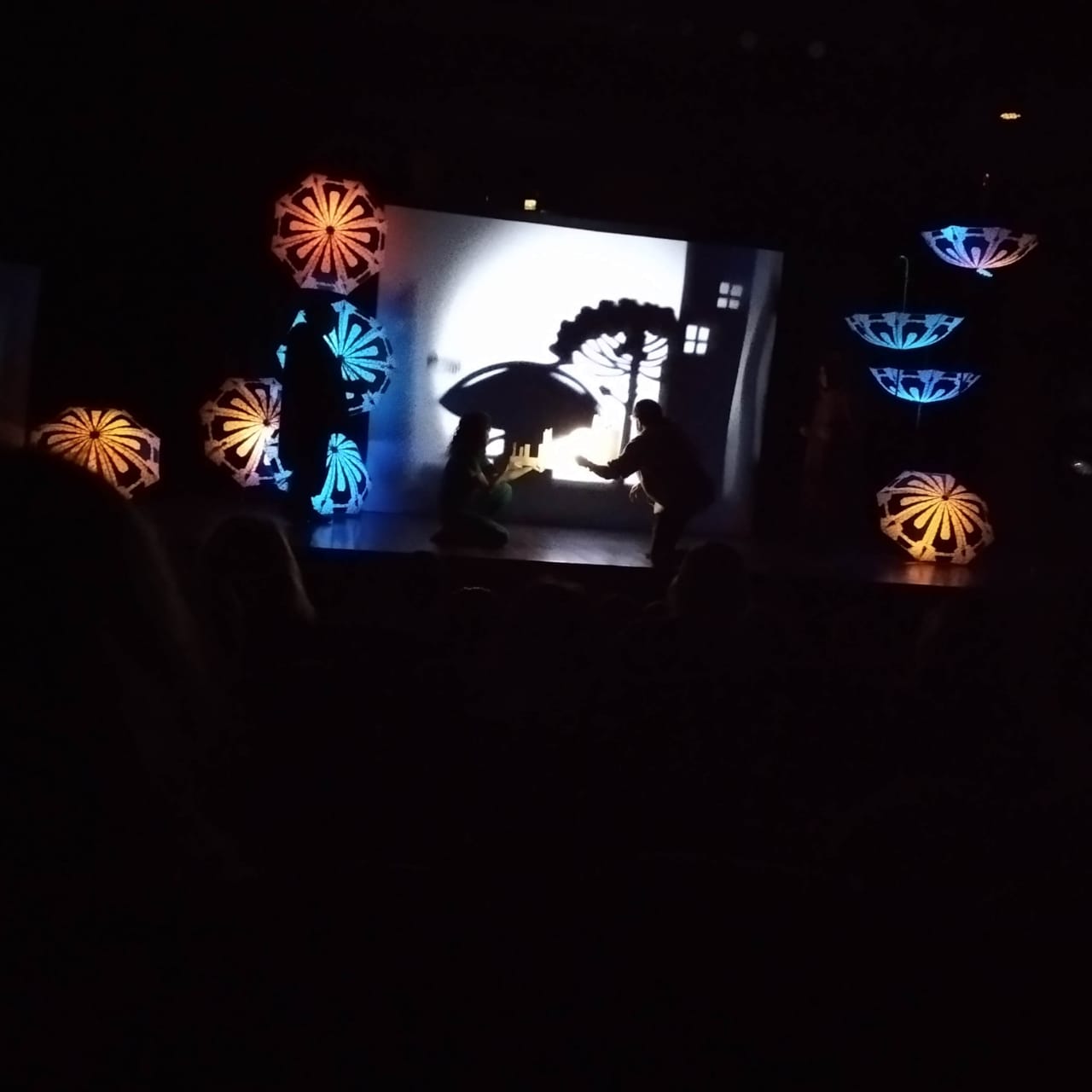 Peça de teatro Contos do Bosque com o 4º ano.