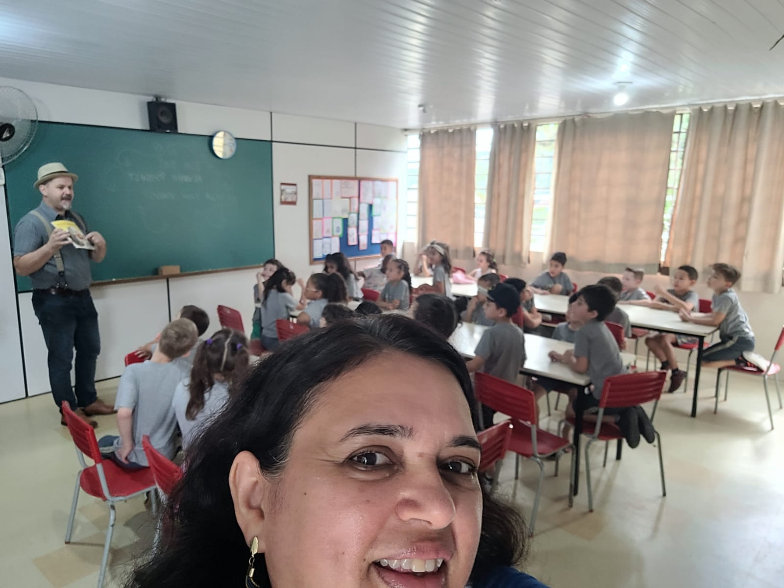 Visita do escritor Alvaro Posselt na Educação Integral