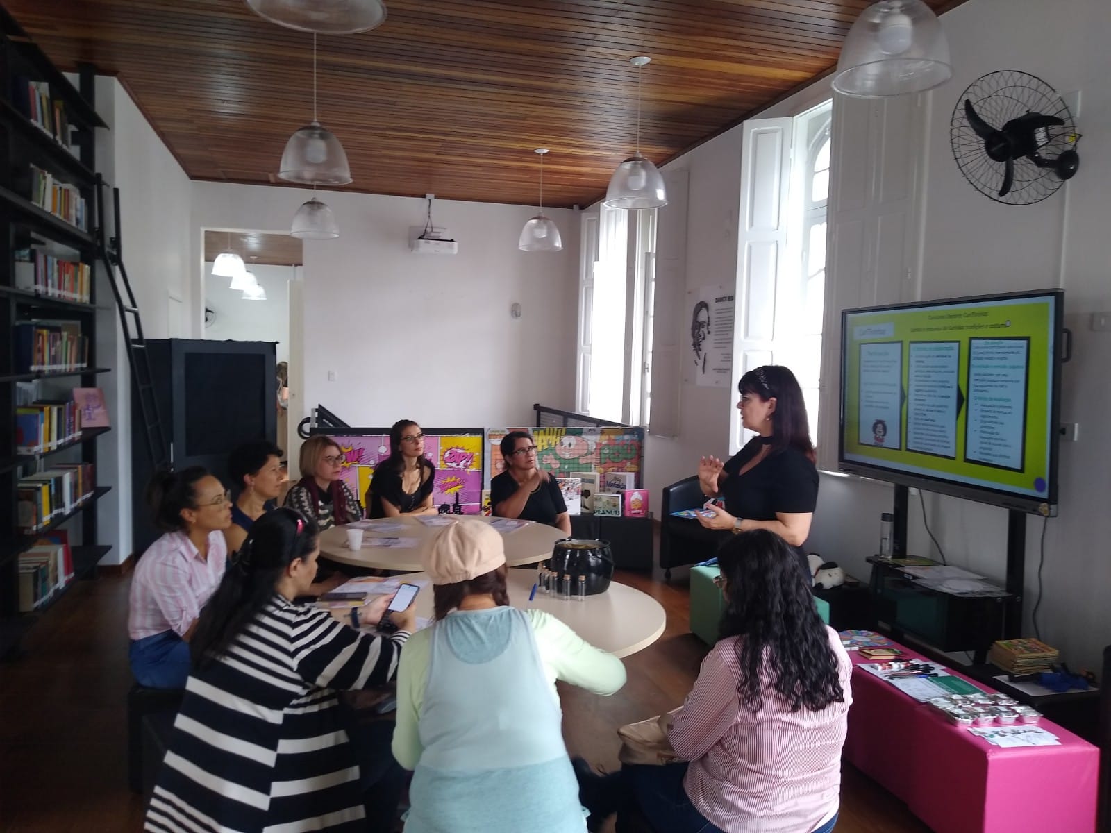 Subsídios para participação no Concurso Literário: CuriTirinhas ? Contos e encan