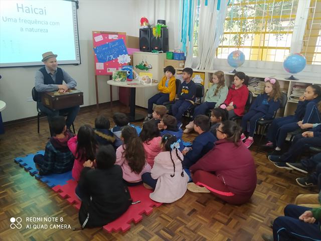 Momento Cultural com o Poeta Álvaro Posselt